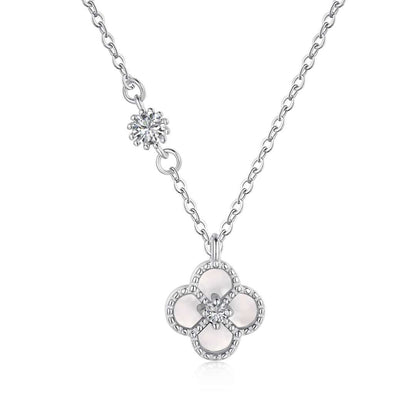 [Love More]Delicate Flower Shape Necklace