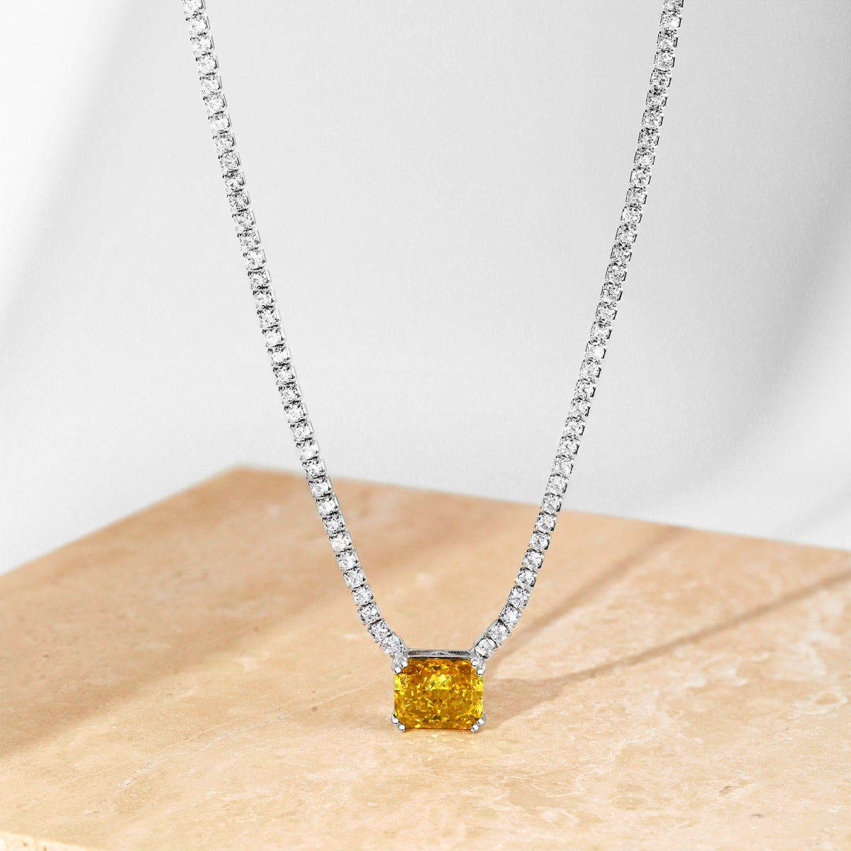[Love More]4.0 Carat Elegant Radiant Cut Necklace