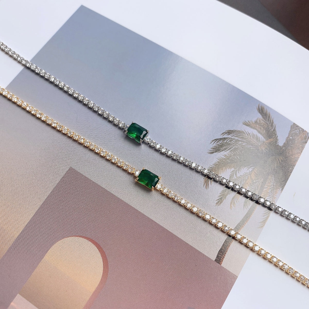[Love More]1.0 Carat Unique Emerald Cut Banquet Bracelet