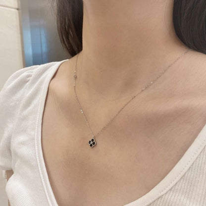 [Love More]Delicate Flower Shape Necklace
