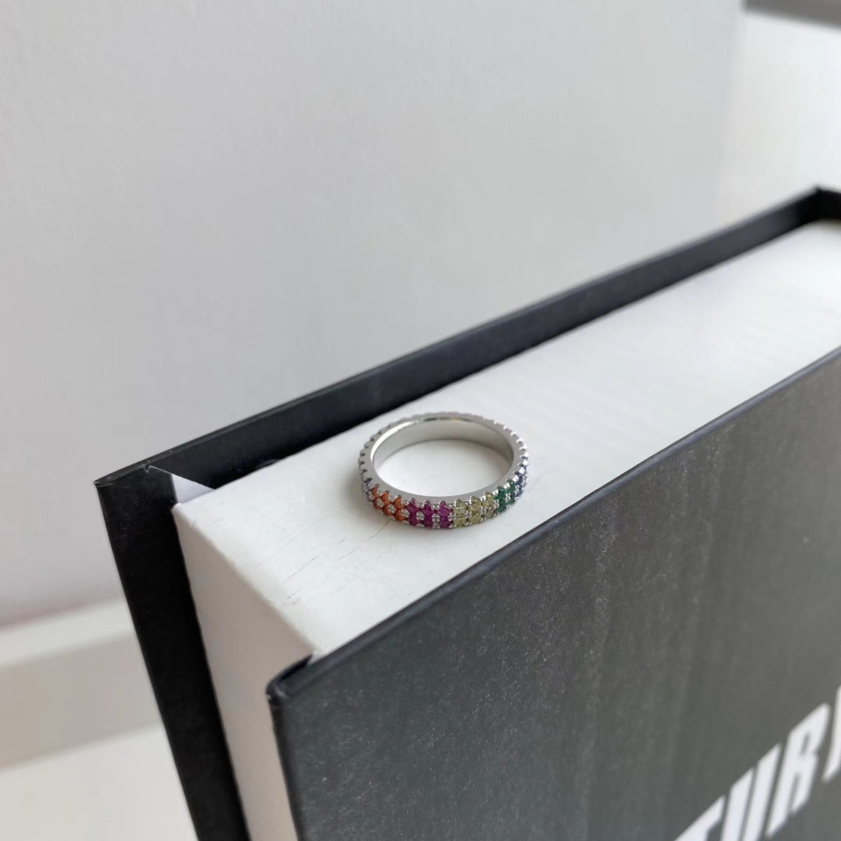 [Love More]Unique Colorful Round Cut Tennis Ring