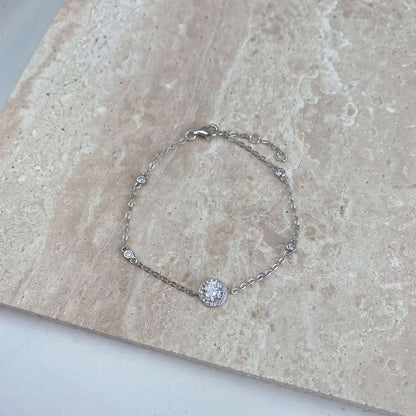 [Love More]Dazzling Round Cut Shape Bracelet