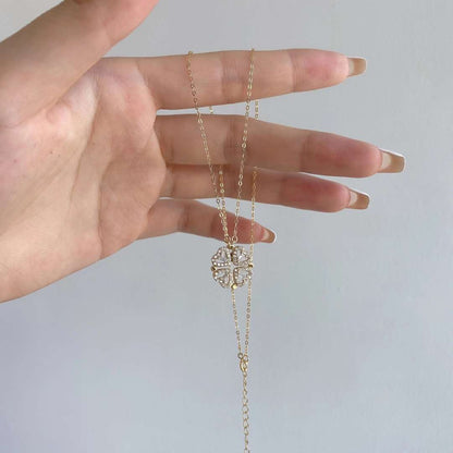 [Love More]Ornate Heart Cut Flower Shape Necklace