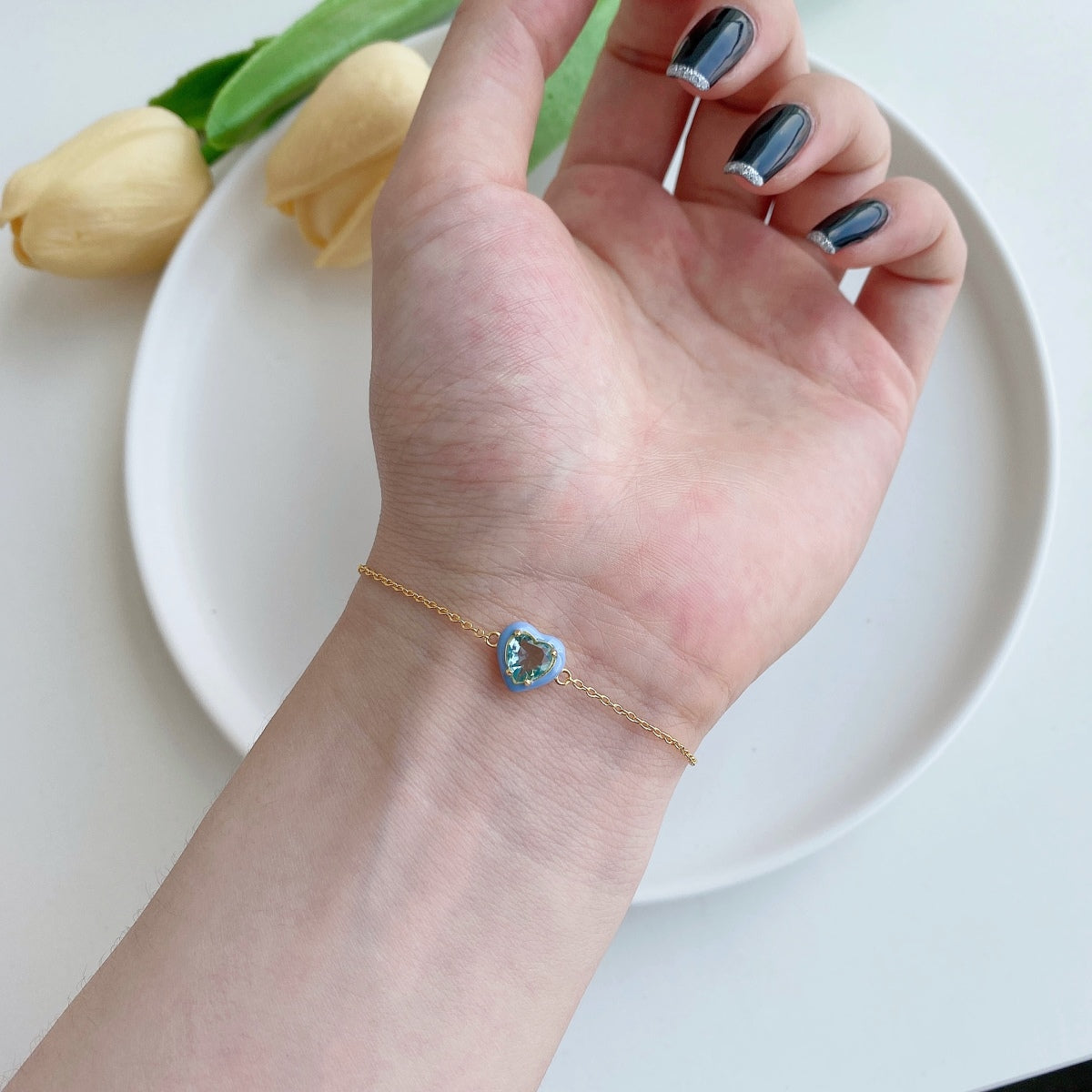 [Love More]Sparkling Romantic Heart Shape Lover Bracelet