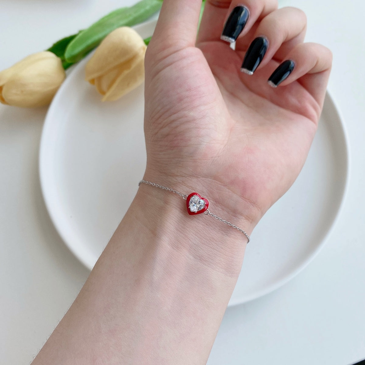 [Love More]Sparkling Romantic Heart Shape Lover Bracelet