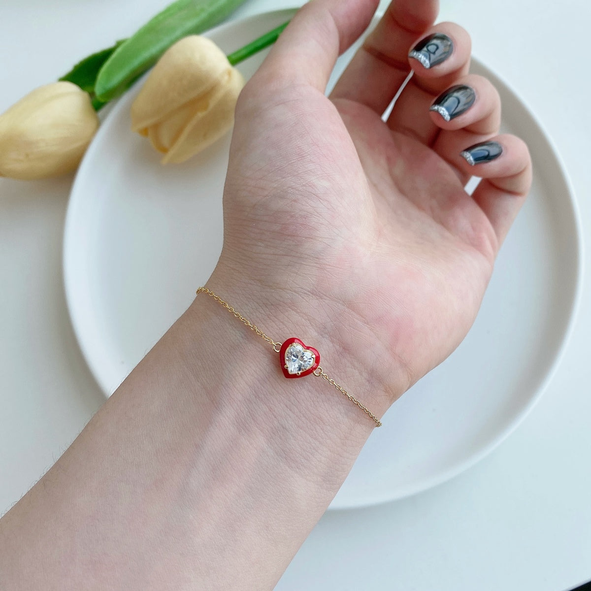[Love More]Sparkling Romantic Heart Shape Lover Bracelet