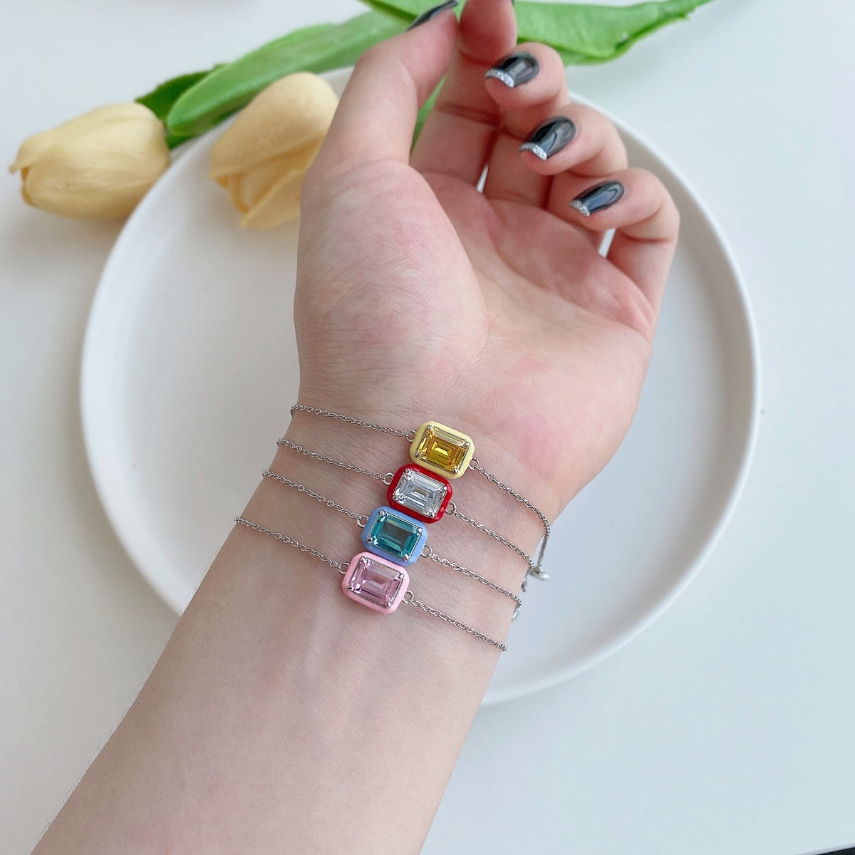 [Love More]2.0 Carat Sparkling Colorful Emerald Cut Daily Bracelet