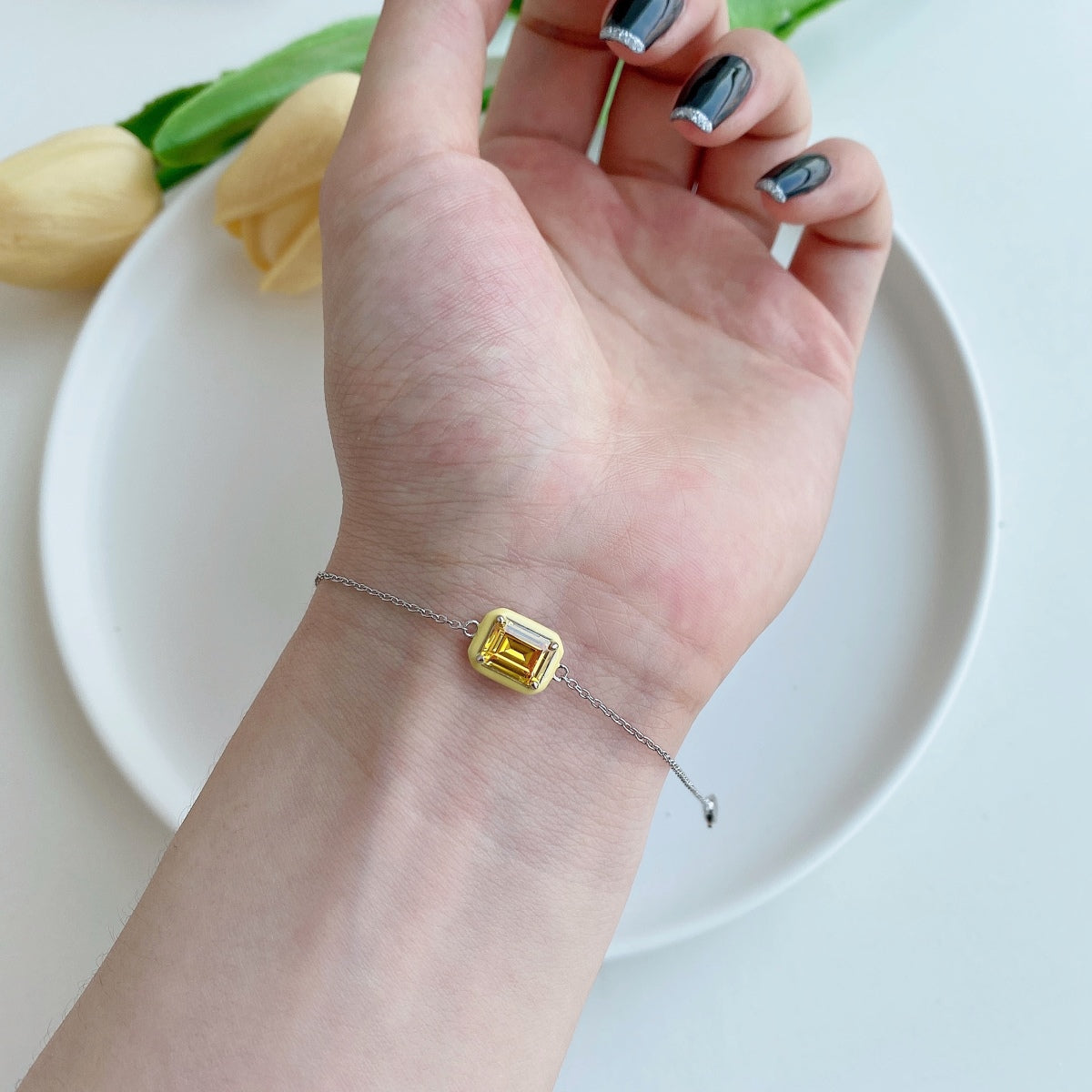 [Love More]2.0 Carat Sparkling Colorful Emerald Cut Daily Bracelet