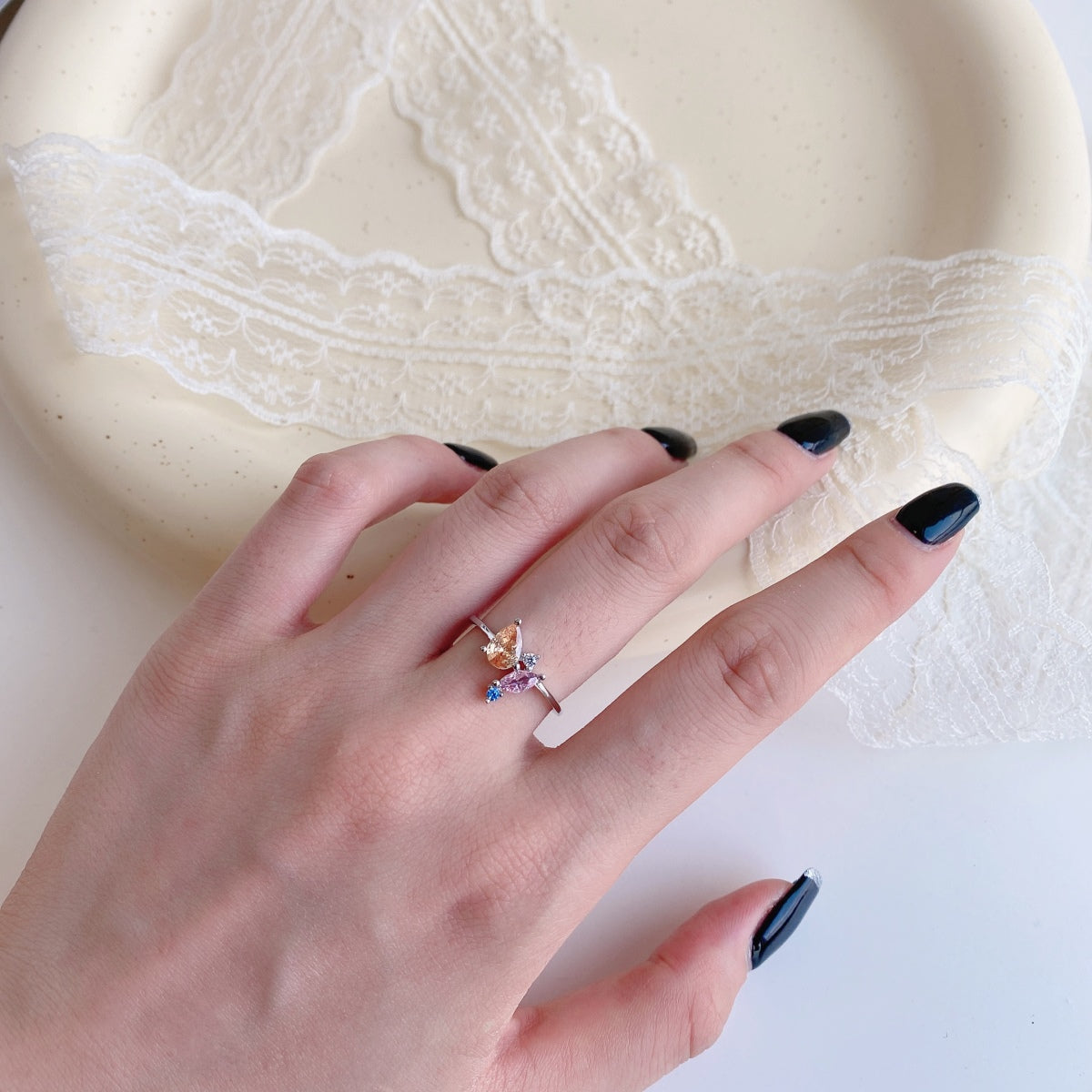 [Love More]Radiant Colorful Multi Cut Daily Ring