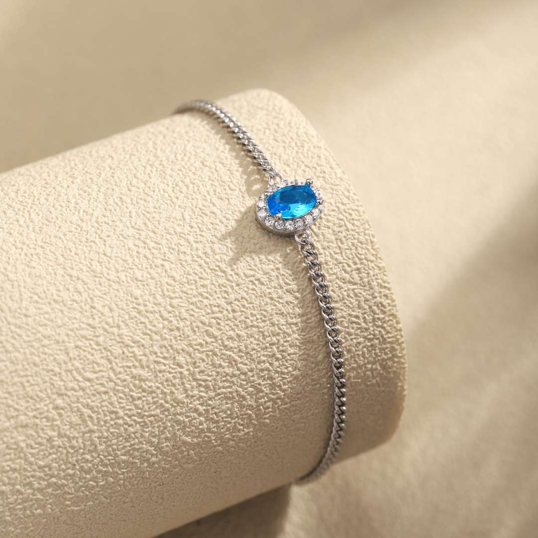 [Love More]Exquisite Oval Shape Bracelet