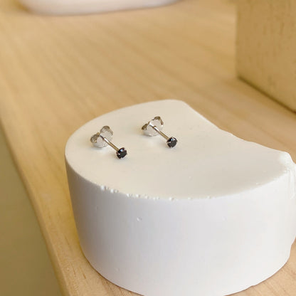 [Love More]Delicate Solitaire Earrings