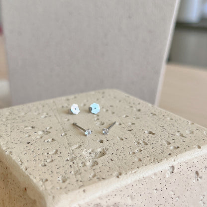 [Love More]Delicate Solitaire Earrings
