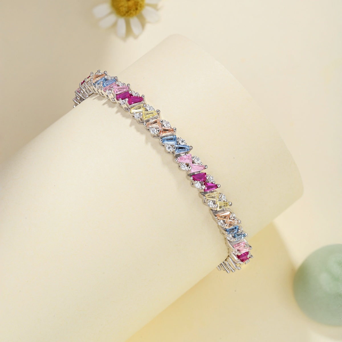 [Love More]Ornate Sparkling Multi Cut Party Bracelet