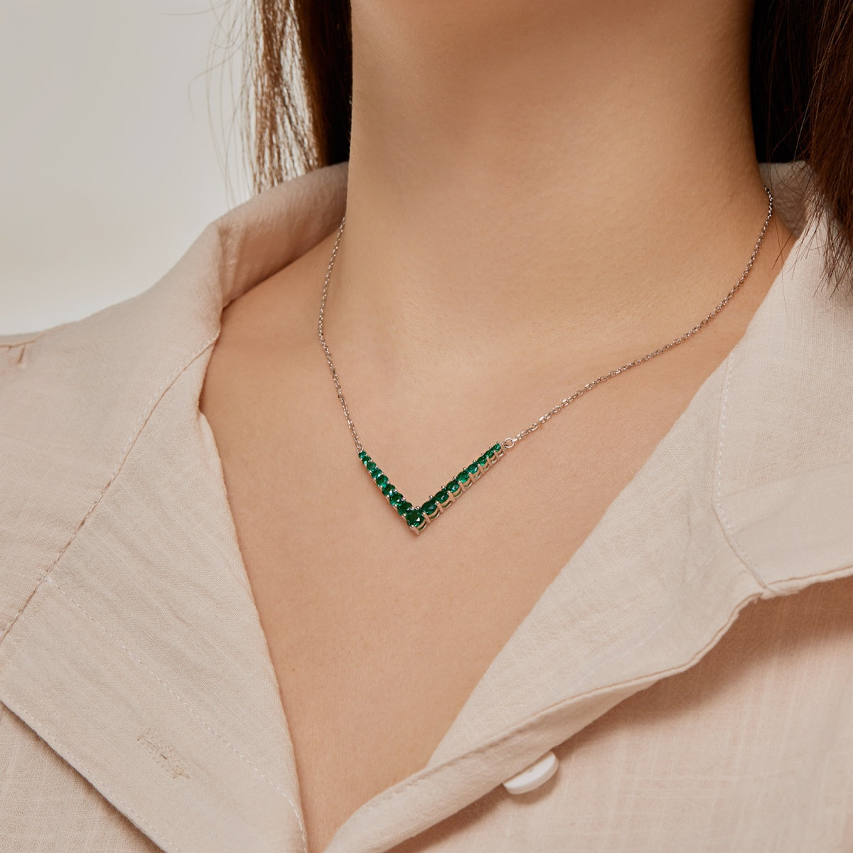 [Love More]Ornate Round Cut Necklace