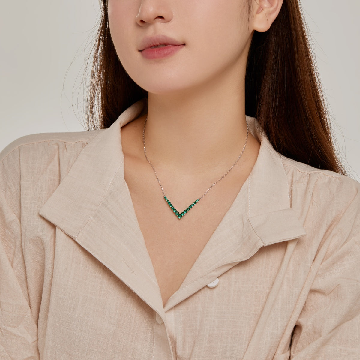 [Love More]Ornate Round Cut Necklace
