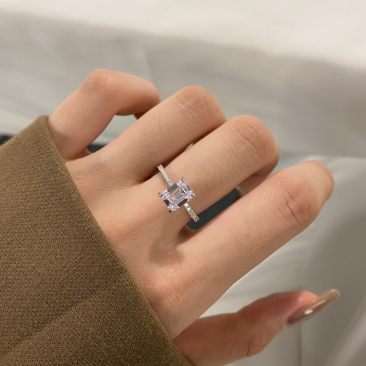 [Love More]2.0 Carat Scintillating Ornate Radiant Cut Party Ring