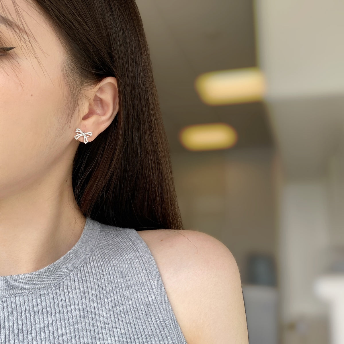 [Love More]Dainty Bow Shape Earrings