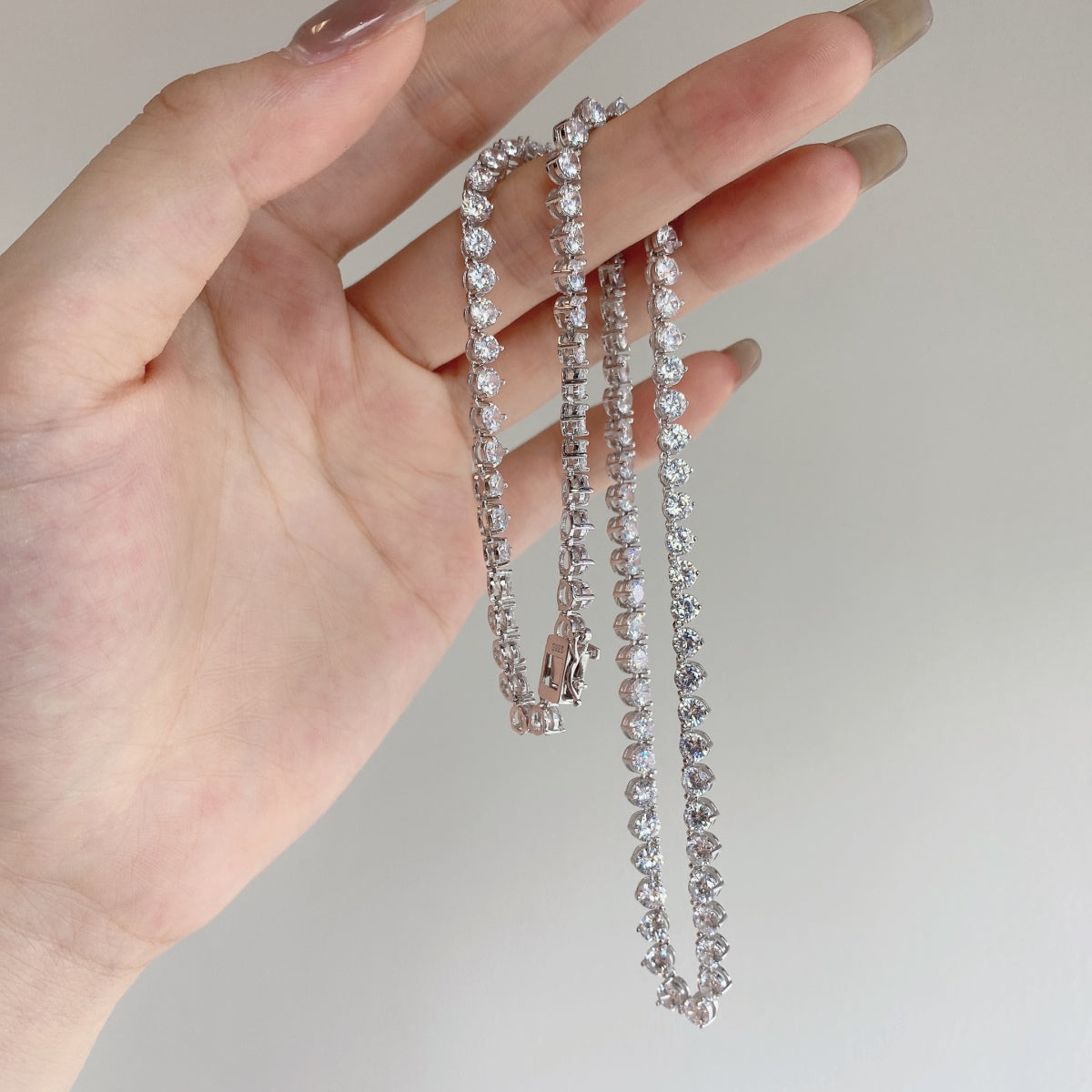 [Love More]Ornate Heart Cut Tennis Necklace