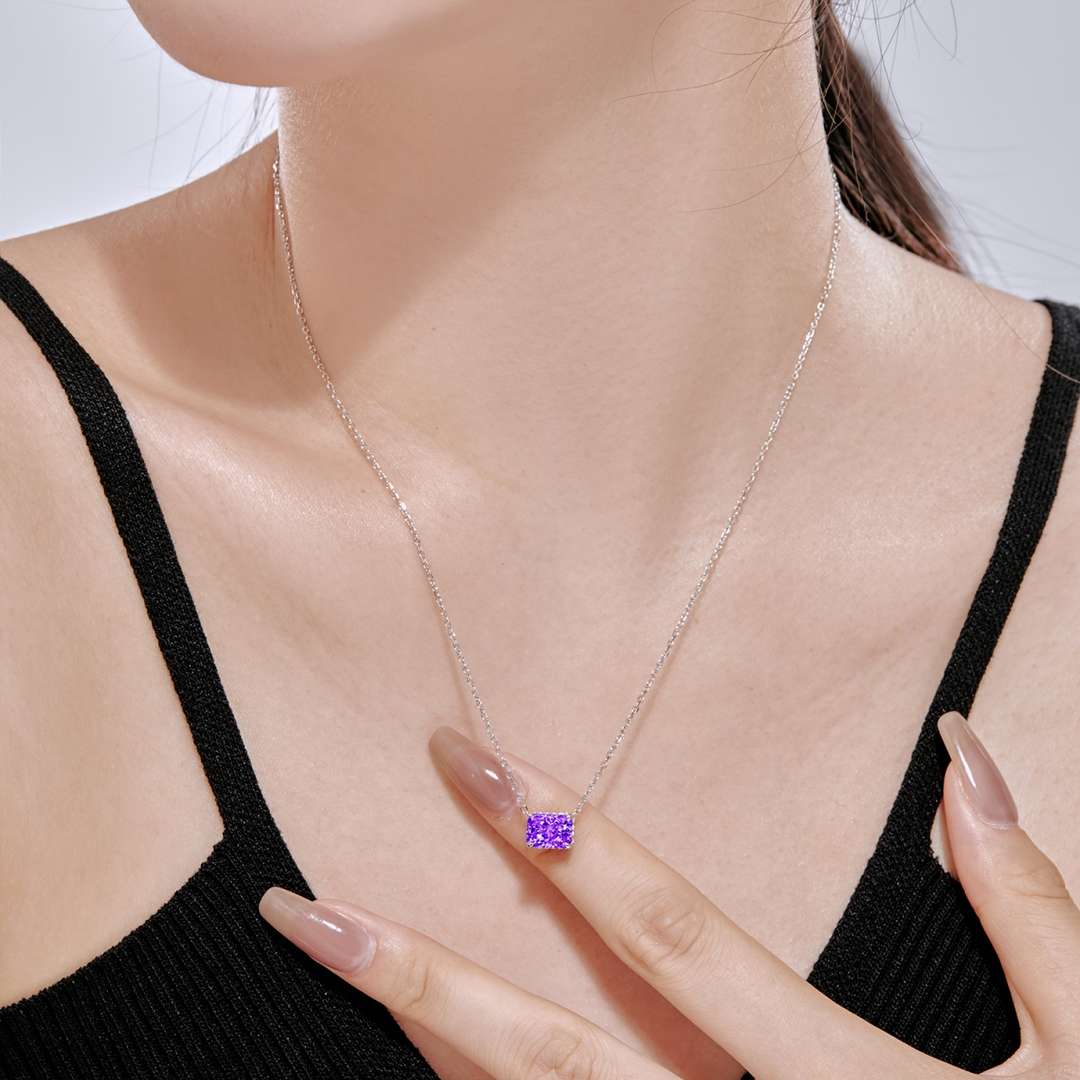 [Love More]Luxurious Square Shape Colorful Necalack