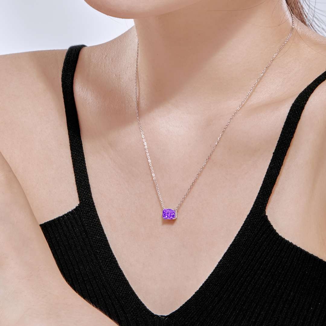 [Love More]Luxurious Square Shape Colorful Necalack