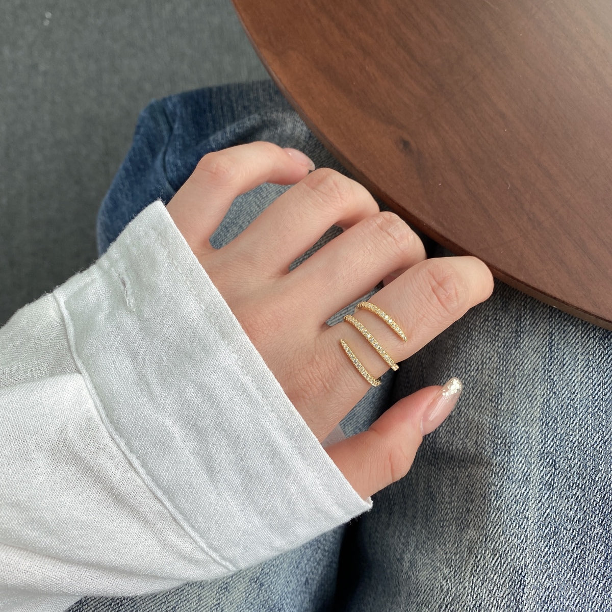 [Love More]Unique Vibrant Entangle Daily Ring