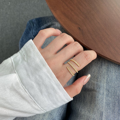 [Love More]Unique Vibrant Entangle Daily Ring