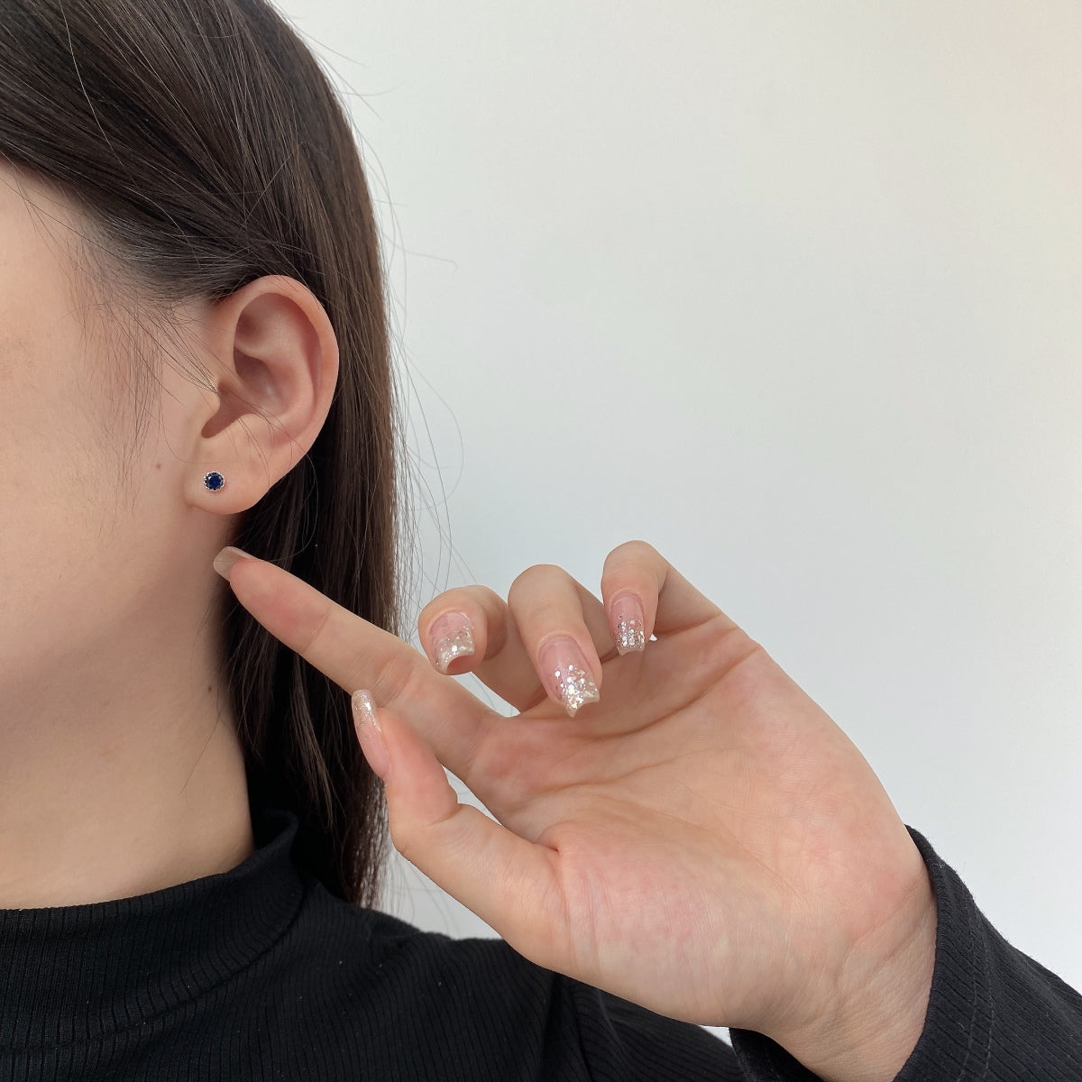 [Love More]Sparkling Colorful Round Shape Earrings