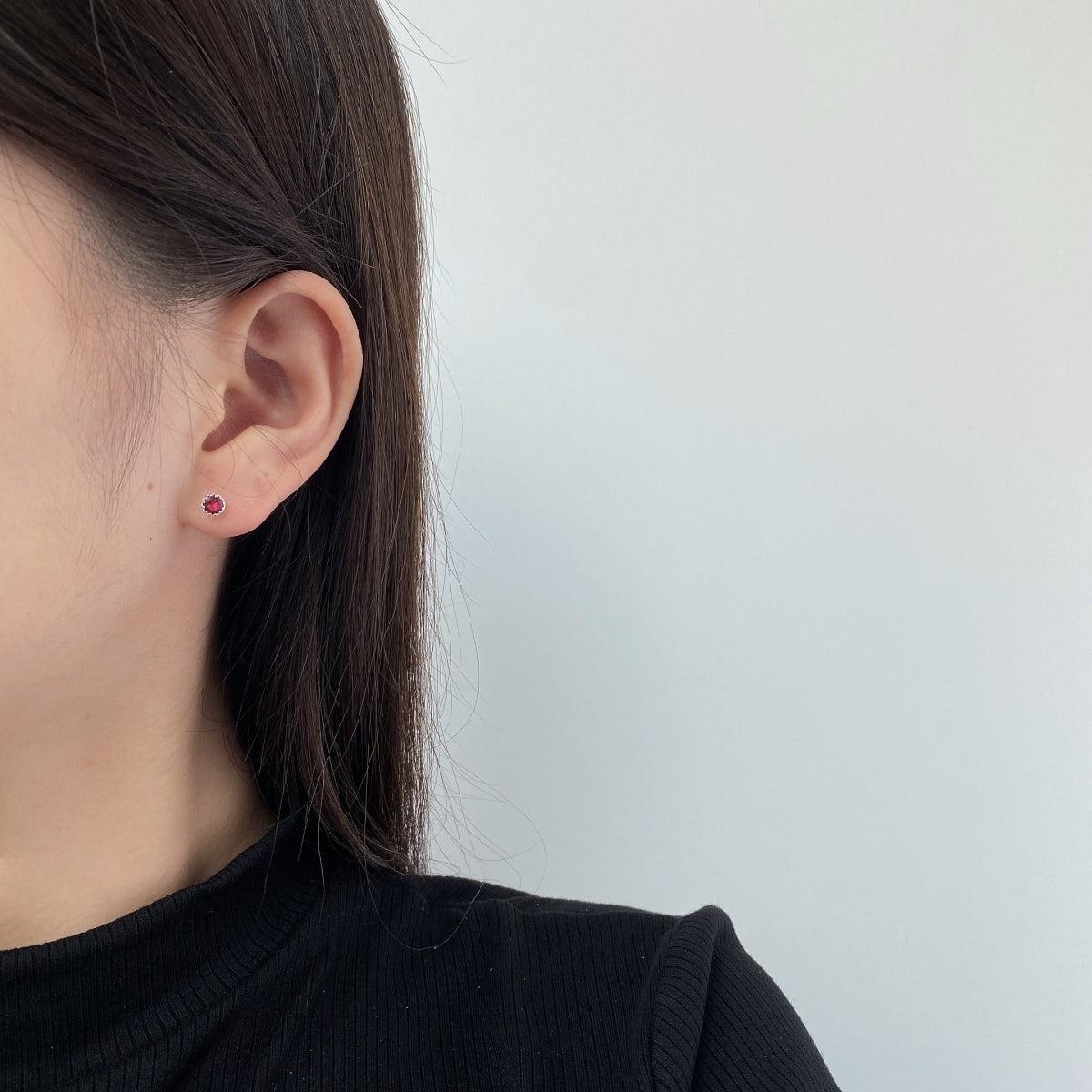 [Love More]Sparkling Colorful Round Shape Earrings