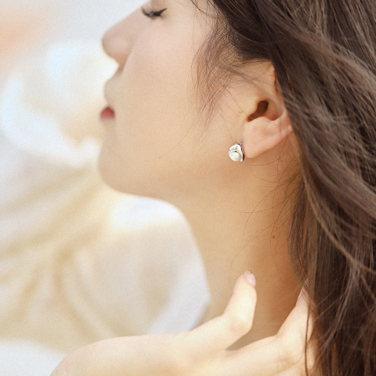 [Love More]Dainty Bread Pearl Earrings