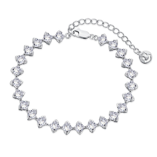 [Love More]0.5 Carat Ornate Princess Cut Daily Bracelet