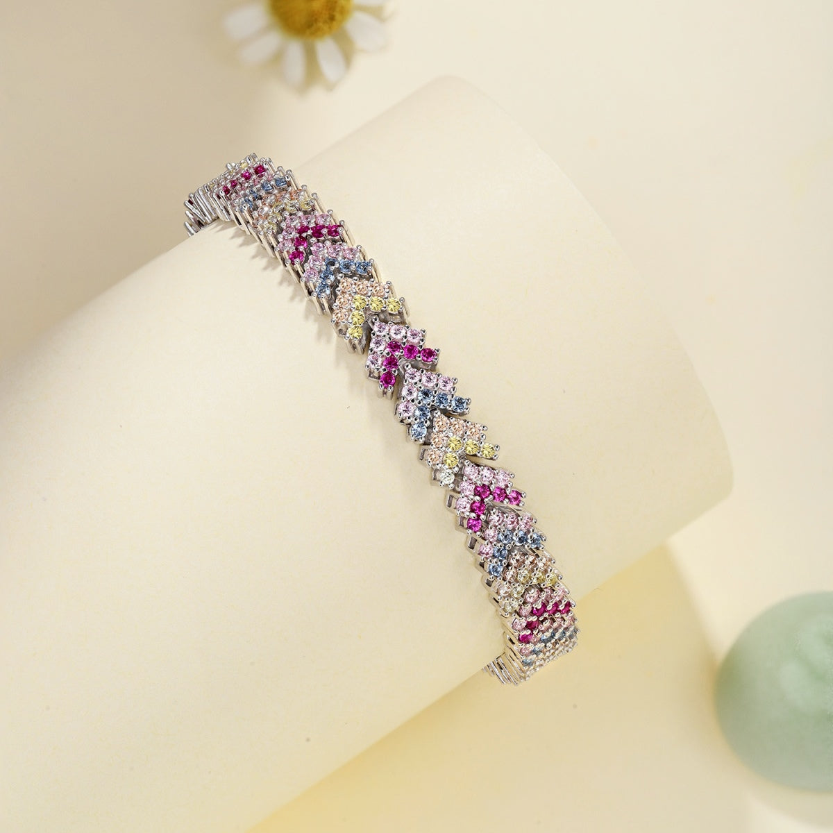 [Love More]Ornate Sparkling Round Cut Party Bracelet