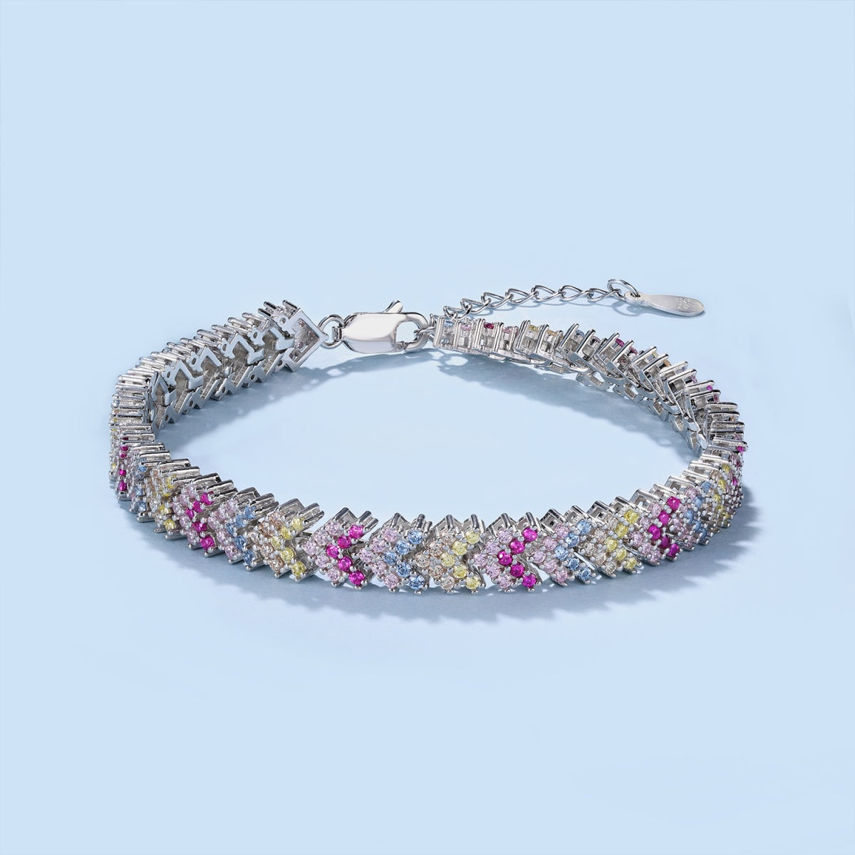 [Love More]Ornate Sparkling Round Cut Party Bracelet