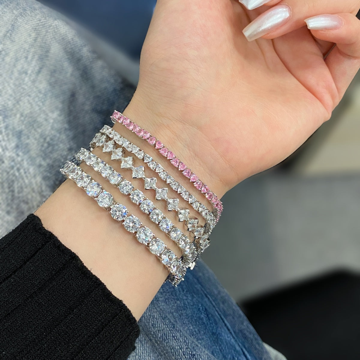 [Love More]0.5 Carat Ornate Princess Cut Daily Bracelet