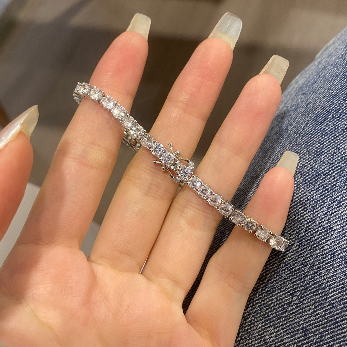 [Love More]Luxurious Ornate Round Cut Tennis Bracelet