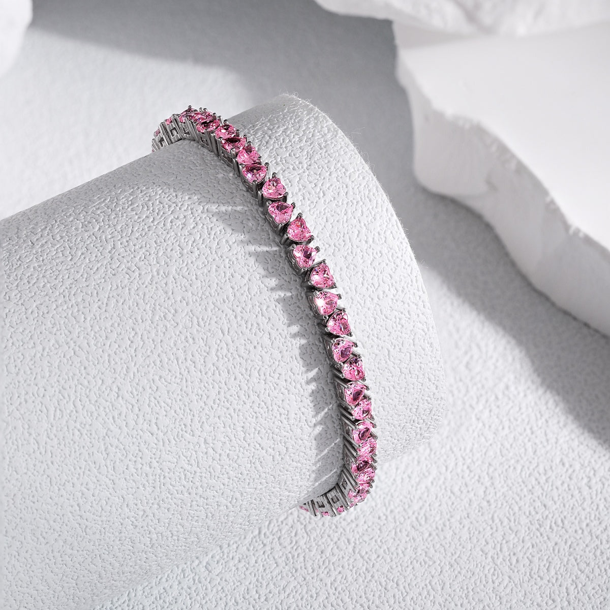 [Love More]Dazzling Romantic Heart Shape Lover Bracelet