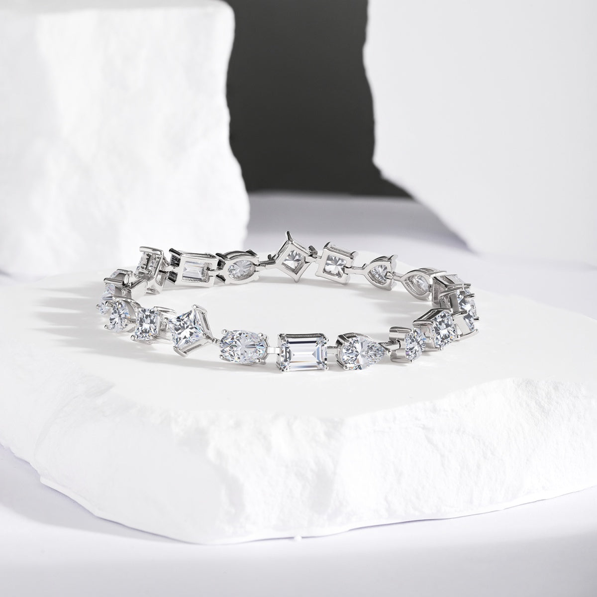 [Love More]Unique Exquisite Multi Cut Daily Bracelet