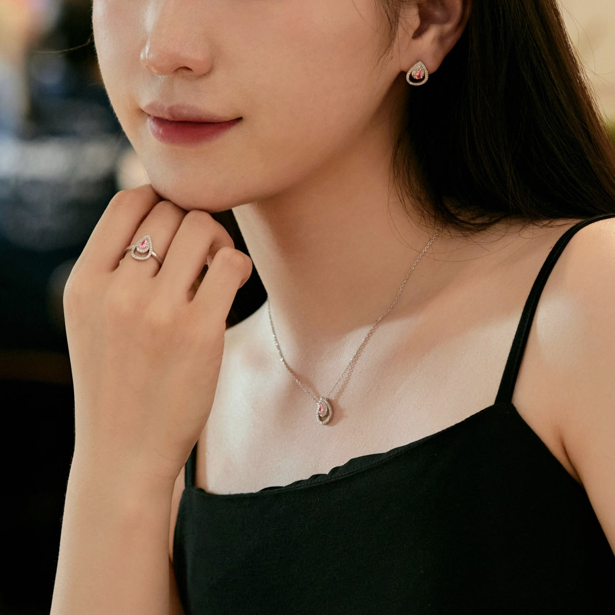 [Love More]Sparkling Delicate Water Drop Shape Daily Earrings