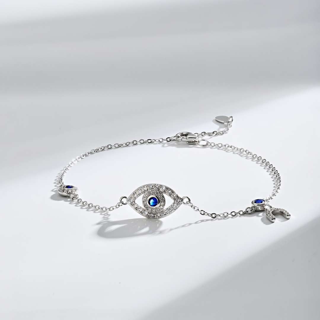 [Love More]Dainty Eye Shape Necklace