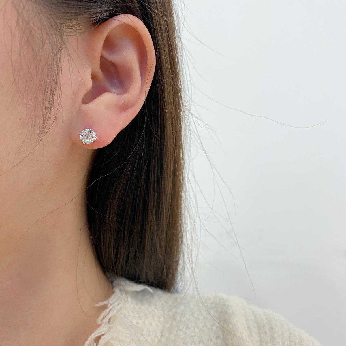 [Love More]Dainty Round Shape Earrings