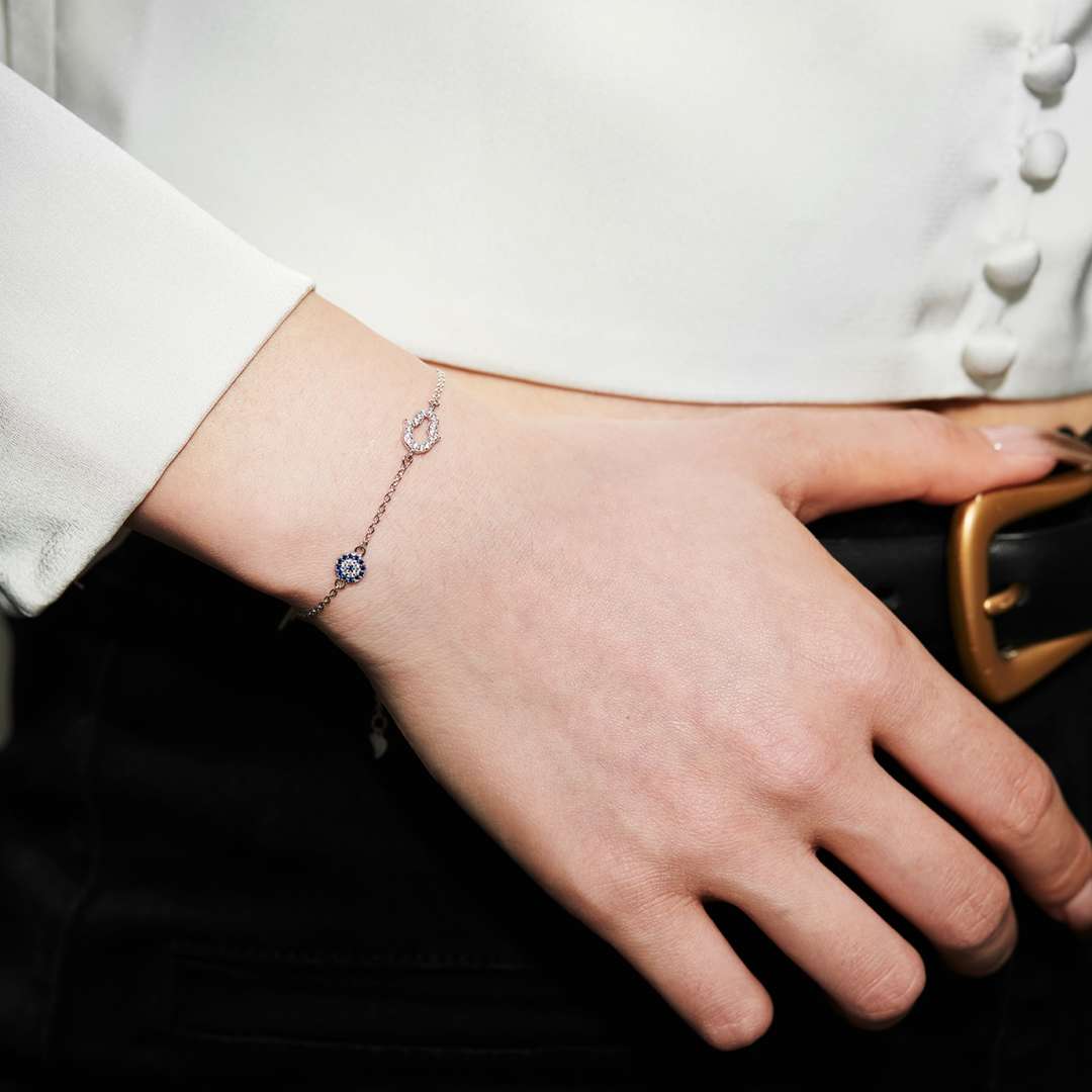 [Love More]Gost Shape & Round Shape Necklace