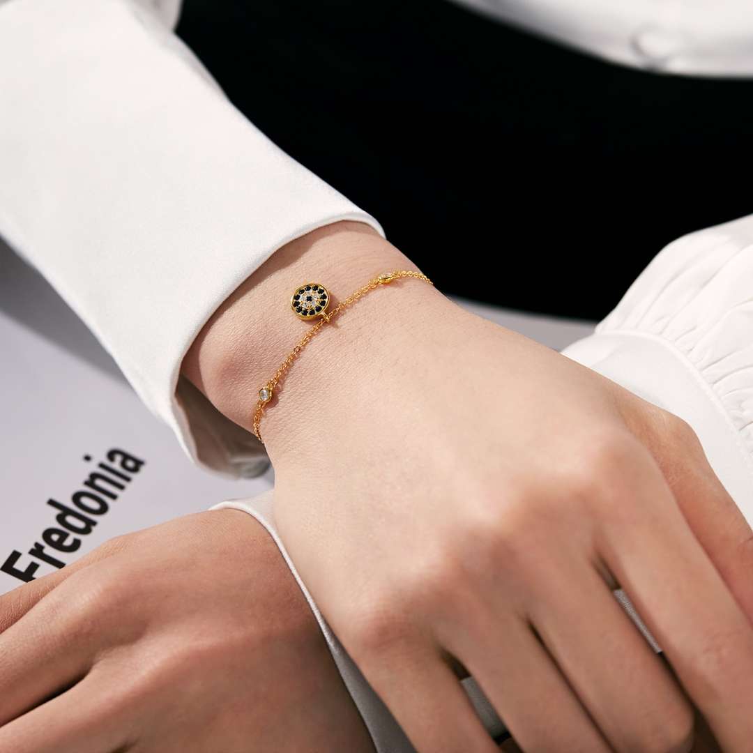 [Love More]Devil's Eye Round Shape Bracelet
