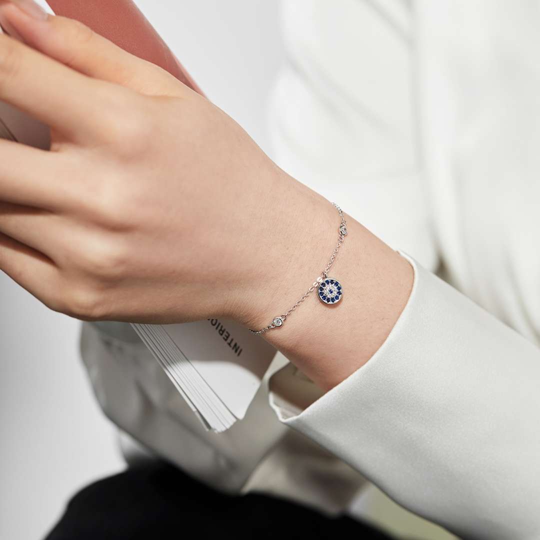 [Love More]Devil's Eye Round Shape Bracelet