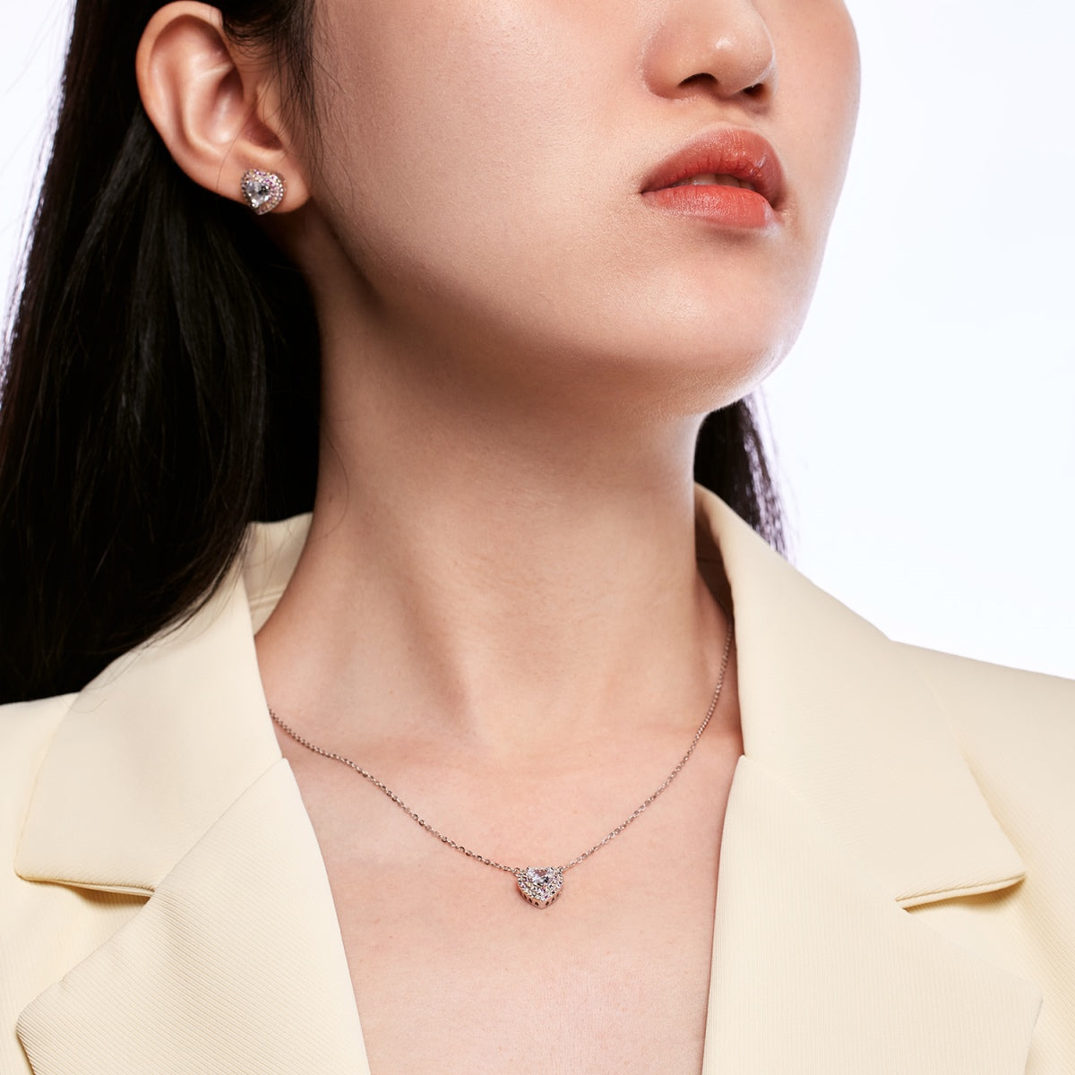 [Love More]Dazzling Heart Shape Lover Earrings