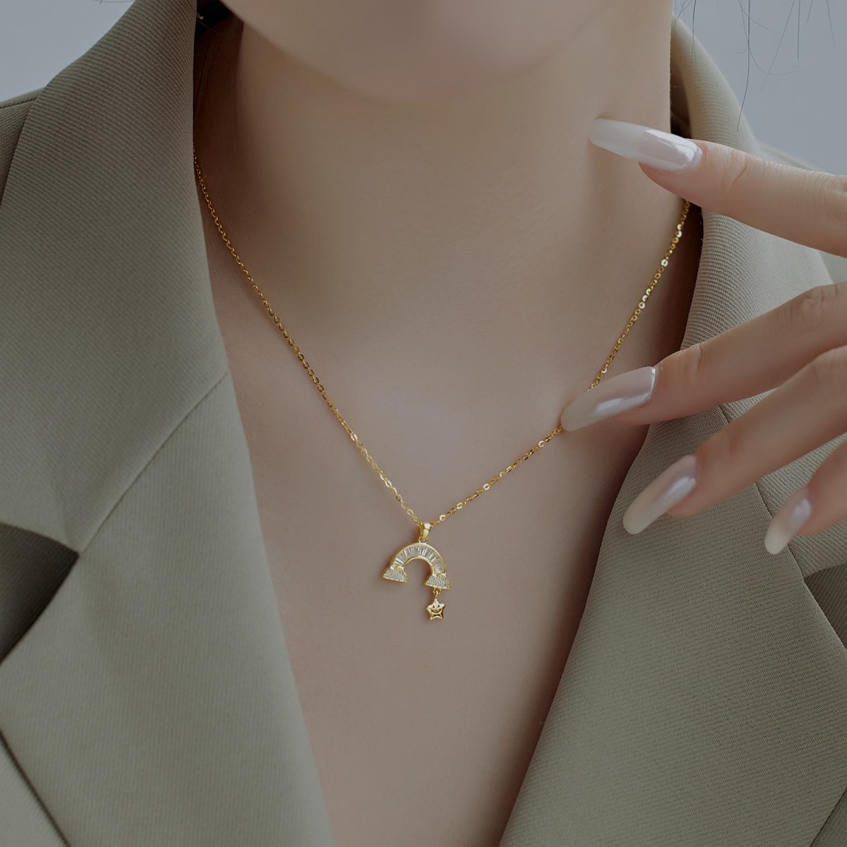 [Love More]Unique Rainbow Star Necklace