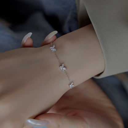 [Love More]Radiant Butterfly Shape Necklace