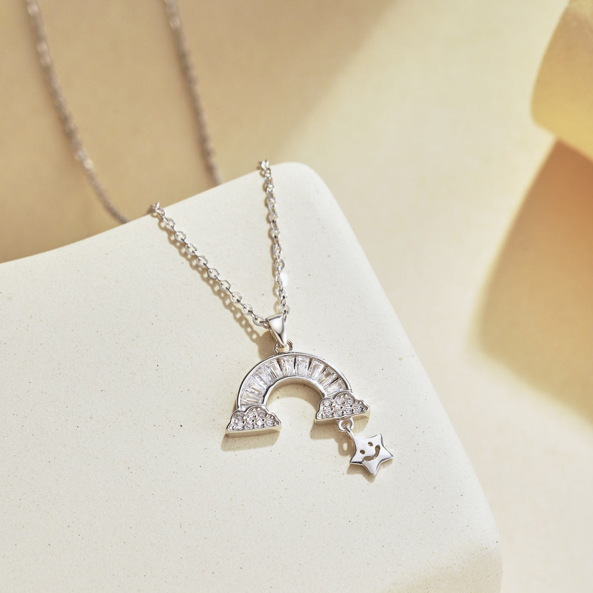 [Love More]Unique Rainbow Star Necklace