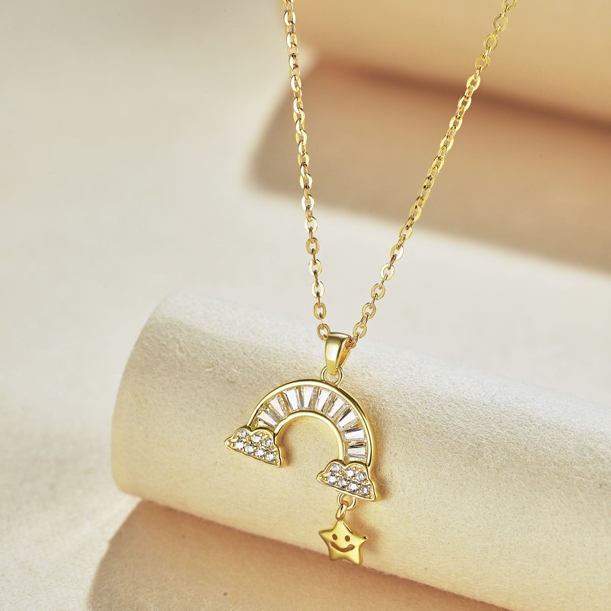 [Love More]Unique Rainbow Star Necklace