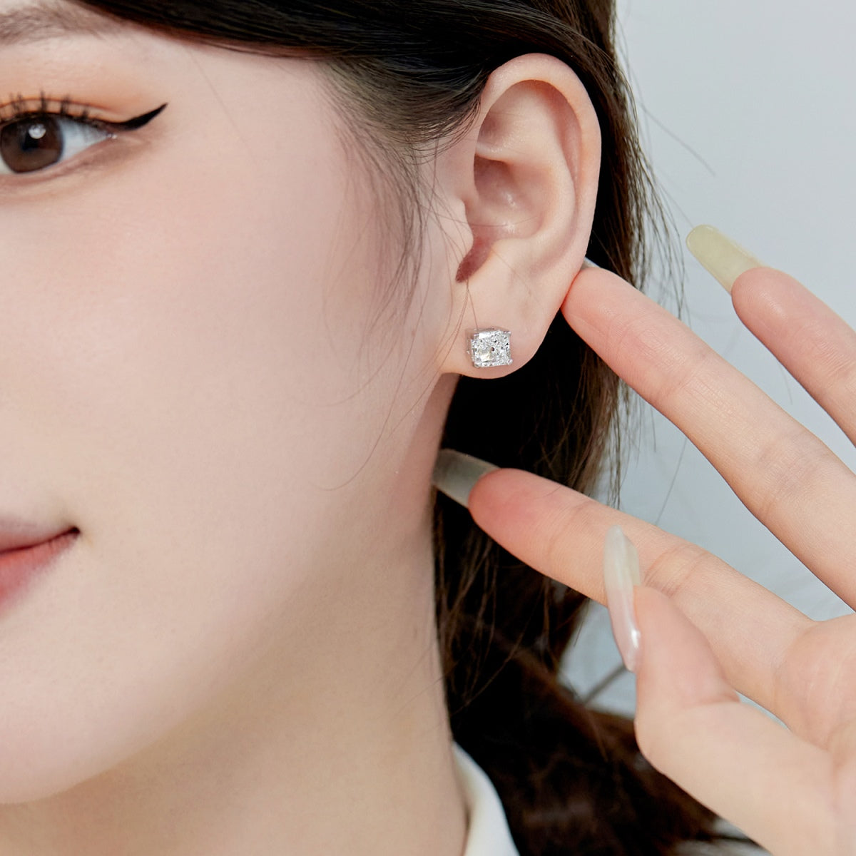 [Love More]1.0 Carat Radiant Princess Cut Wedding Earrings