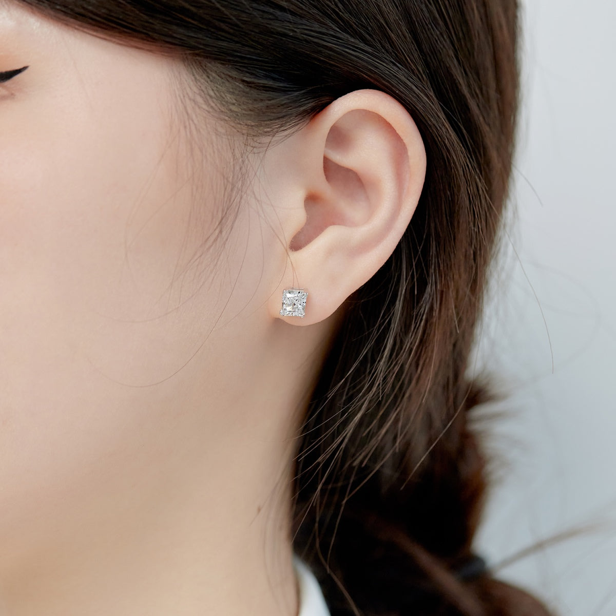 [Love More]1.0 Carat Radiant Princess Cut Wedding Earrings