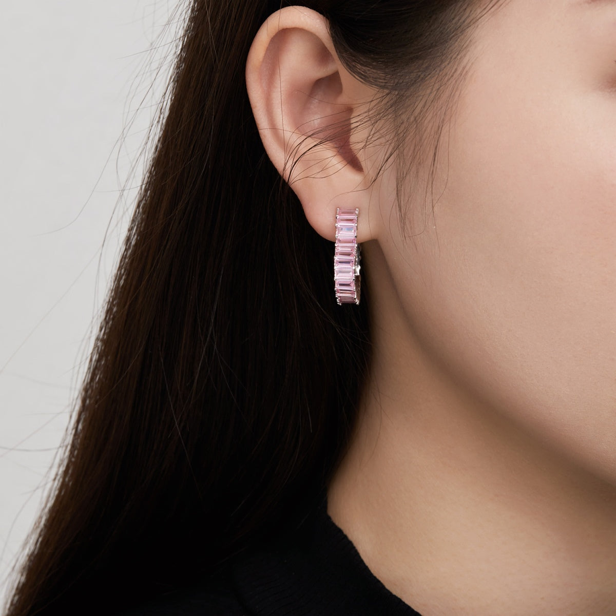 [Love More]Radiant Heart Cutout Earrings